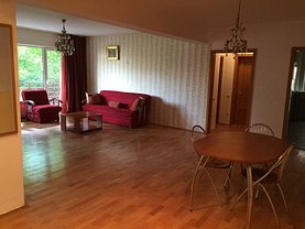 Apartament de vânzare 4 camere, în Bucuresti, zona Primaverii