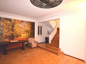 Casa de vânzare sau de închiriat 16 camere, în Bucuresti, zona Cismigiu