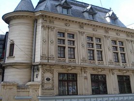 Casa de vânzare 30 camere, în Bucureşti, zona P-ţa Romană