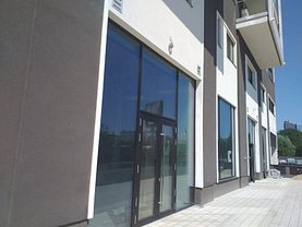 Vânzare spaţiu comercial
