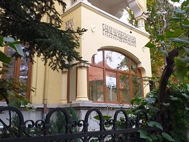 Închiriere birou