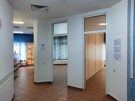 Vânzare spaţiu comercial
