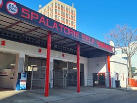 Vânzare spaţiu comercial