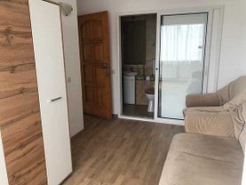 Apartament de vânzare 4 camere, în Braşov, zona Tractorul