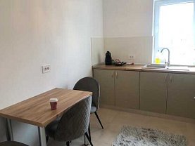 Apartament de vânzare 2 camere, în Braşov, zona Tractorul