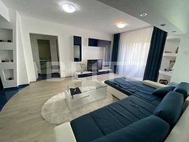 Apartament de vânzare 3 camere, în Brasov, zona Centrul Civic