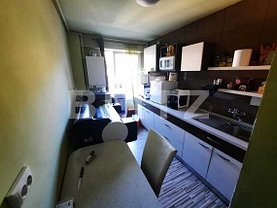 Apartament de vânzare 3 camere, în Târgu Mureş, zona Tudor Vladimirescu