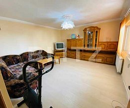 Apartament de vânzare 3 camere, în Târgovişte, zona Micro 4