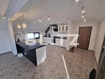 Apartament de închiriat 4 camere în Craiova, Calea Severinului