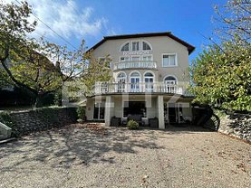 Casa de închiriat 11 camere, în Târgu Mureş, zona Periferie
