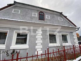 Casa de vânzare 5 camere, în Braşov, zona Noua