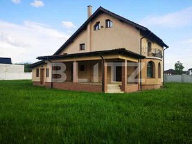 Casa de vanzare 6 camere, în Brasov, zona Stupini