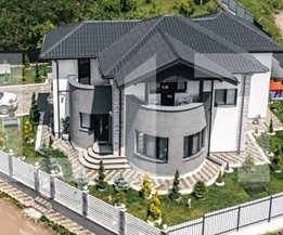 Casa de vânzare 4 camere, în Iaşi, zona Central