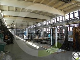 Vânzare spaţiu industrial