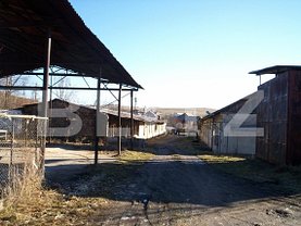 Vânzare spaţiu industrial
