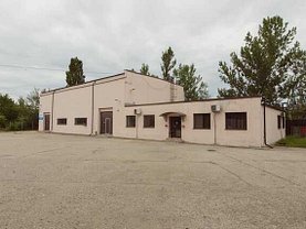 Vânzare spaţiu industrial