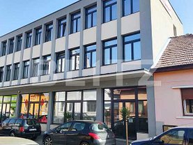Închiriere spaţiu comercial