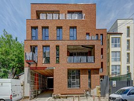 Apartament de vânzare 4 camere, în Bucureşti, zona Ştefan cel Mare