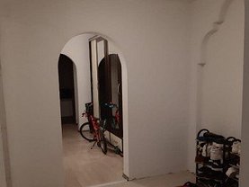 Apartament de vânzare 4 camere, în Bucuresti, zona Dristor