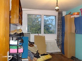 Apartament de vânzare 4 camere, în Bucuresti, zona Titan