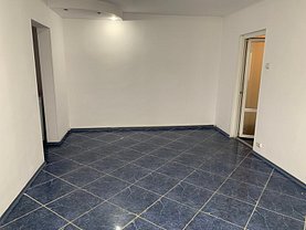 Apartament de vânzare 3 camere, în Bucureşti, zona Mihai Bravu