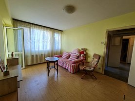 Apartament de vânzare 3 camere, în Bucureşti, zona Iancului