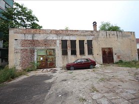Vânzare spaţiu industrial