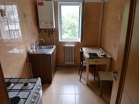 Apartament de închiriat 2 camere, în Iasi, zona Podu Ros