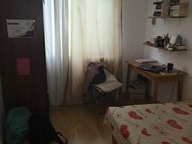 Apartament de vânzare 3 camere, în Iasi, zona Alexandru cel Bun