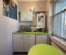 Apartament de vânzare 4 camere, în Iaşi, zona Podu Roş