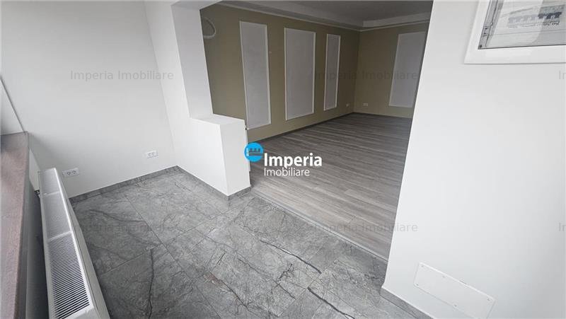 Casa tip duplex de vanzare - zona Taverna Bucium