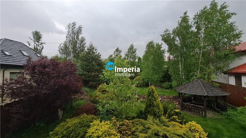 Proprietate deosebita de vanzare in zona Bucium langa padure