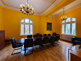 Apartament de închiriat 5 camere, în Bucuresti, zona P-ta Victoriei