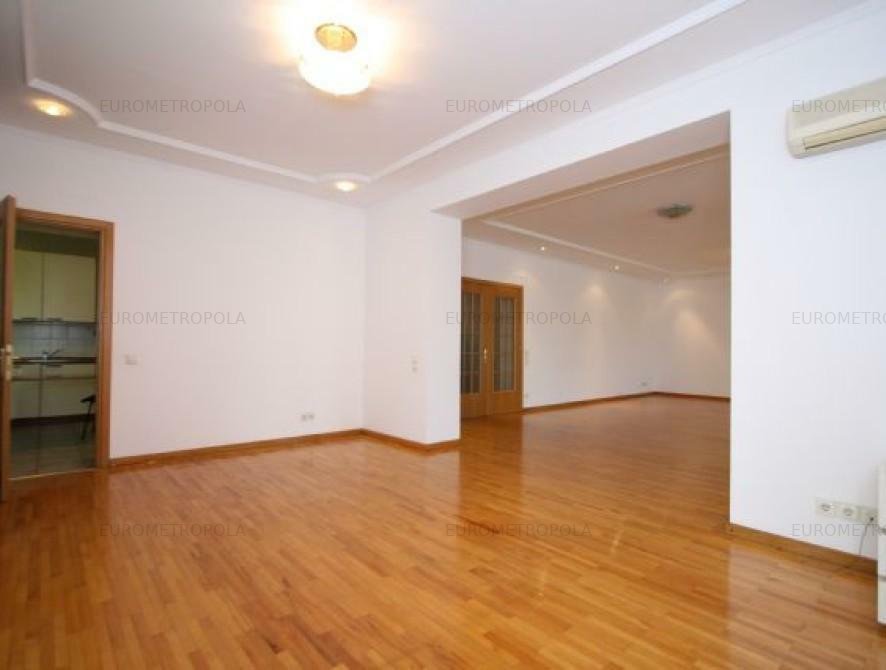 Apartament 7 camere Arcul de Triumf- Charles de Gaulle