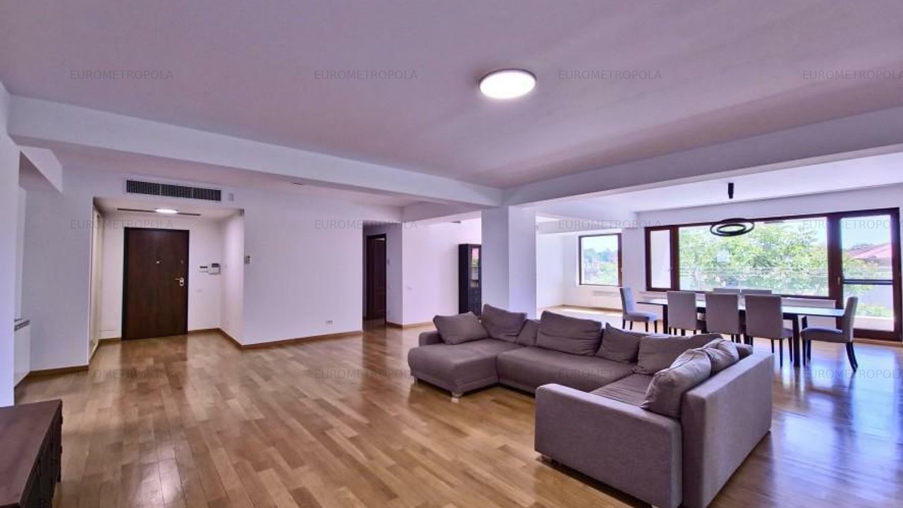 Apartament 5 camere Kiseleff