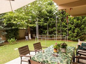 Casa de vânzare 8 camere, în Bucureşti, zona Iancu Nicolae