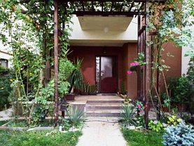 Casa de vânzare 5 camere, în Bucureşti, zona Iancu Nicolae