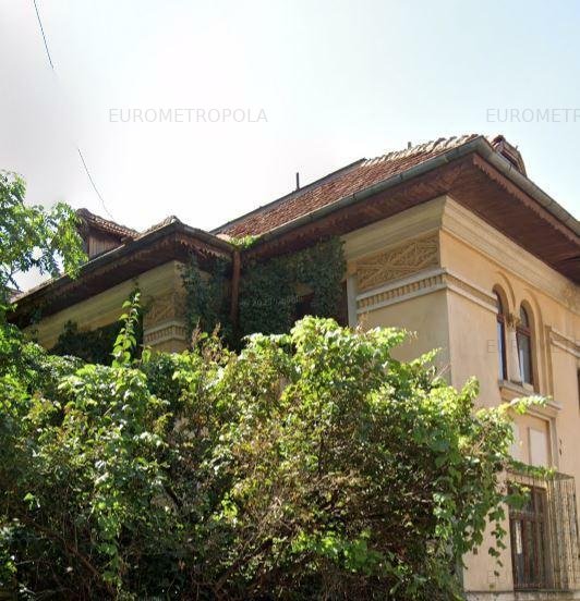 Imobil cu arhitectura si potential extraordinar Victoriei