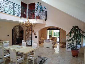 Casa de vânzare 9 camere, în Campina, zona Muscel