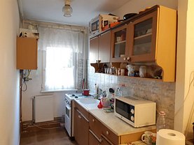 Apartament de vânzare 2 camere, în Targu Mures, zona Dacia