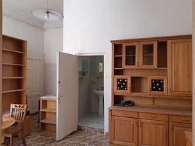 Apartament de vânzare 3 camere, în Targu Mures, zona Central