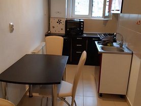 Apartament de închiriat 2 camere, în Târgu Mureş, zona Central