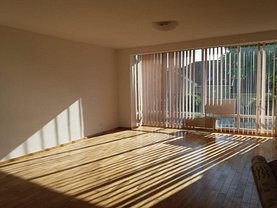 Casa de vânzare 4 camere, în Targu Mures, zona Livezeni