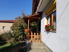 Casa de vânzare 5 camere, în Târgu Mureş, zona Platou