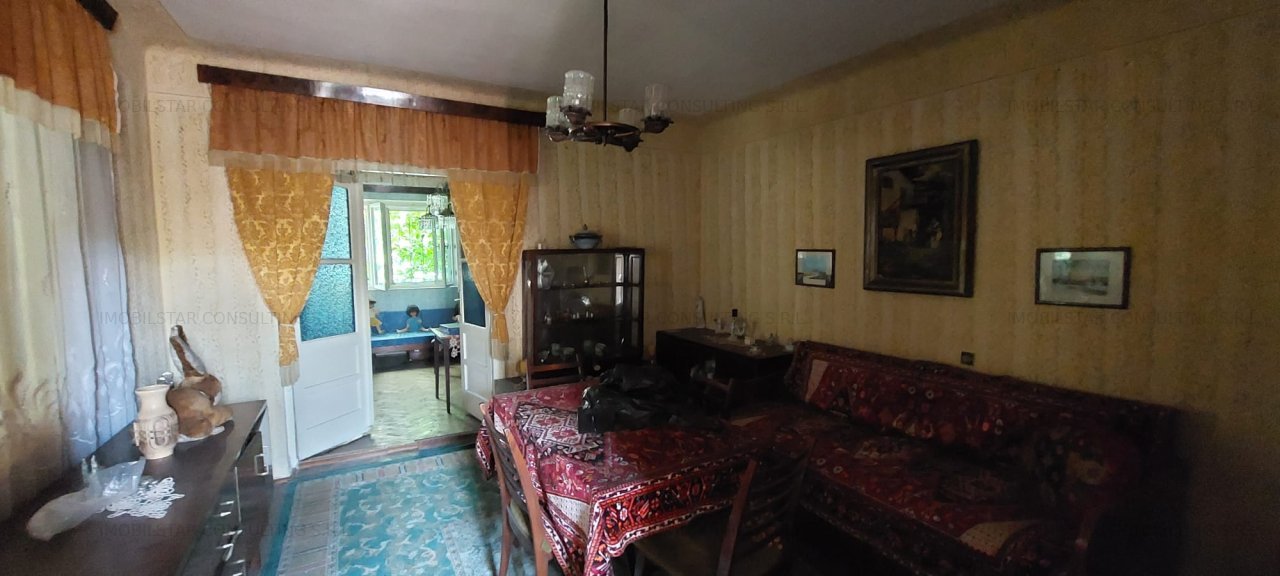 Imobilstar vinde casa pe str. Voinicenilor -713 mp teren-94000 euro