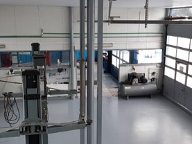 Vânzare spaţiu industrial
