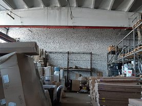 Vânzare spaţiu industrial