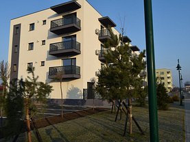 Apartament de vânzare 3 camere, în Otopeni, zona Central