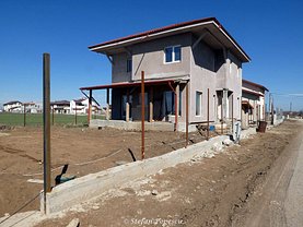 Casa de vânzare 5 camere, în Otopeni, zona Central