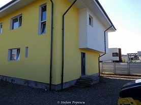 Casa de vânzare 4 camere, în Tunari